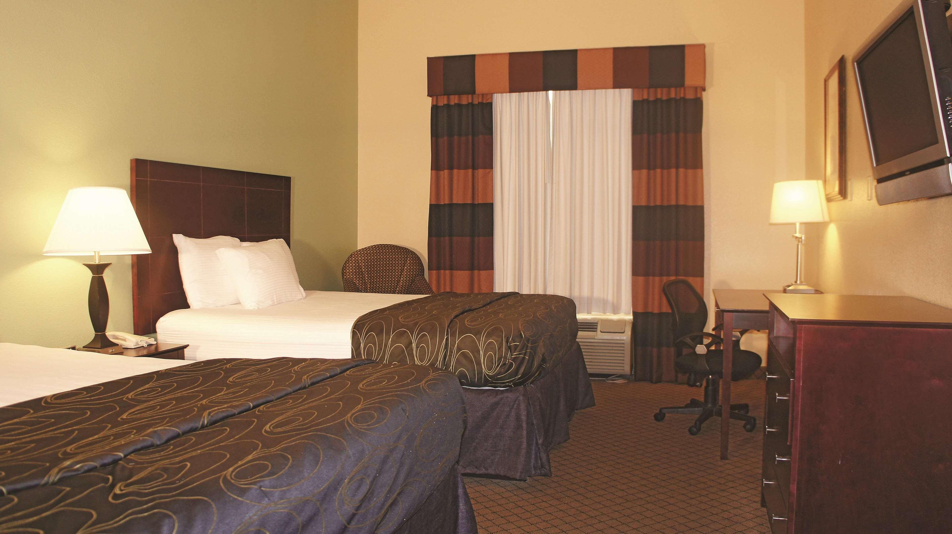 La Quinta By Wyndham Tampa Central Экстерьер фото