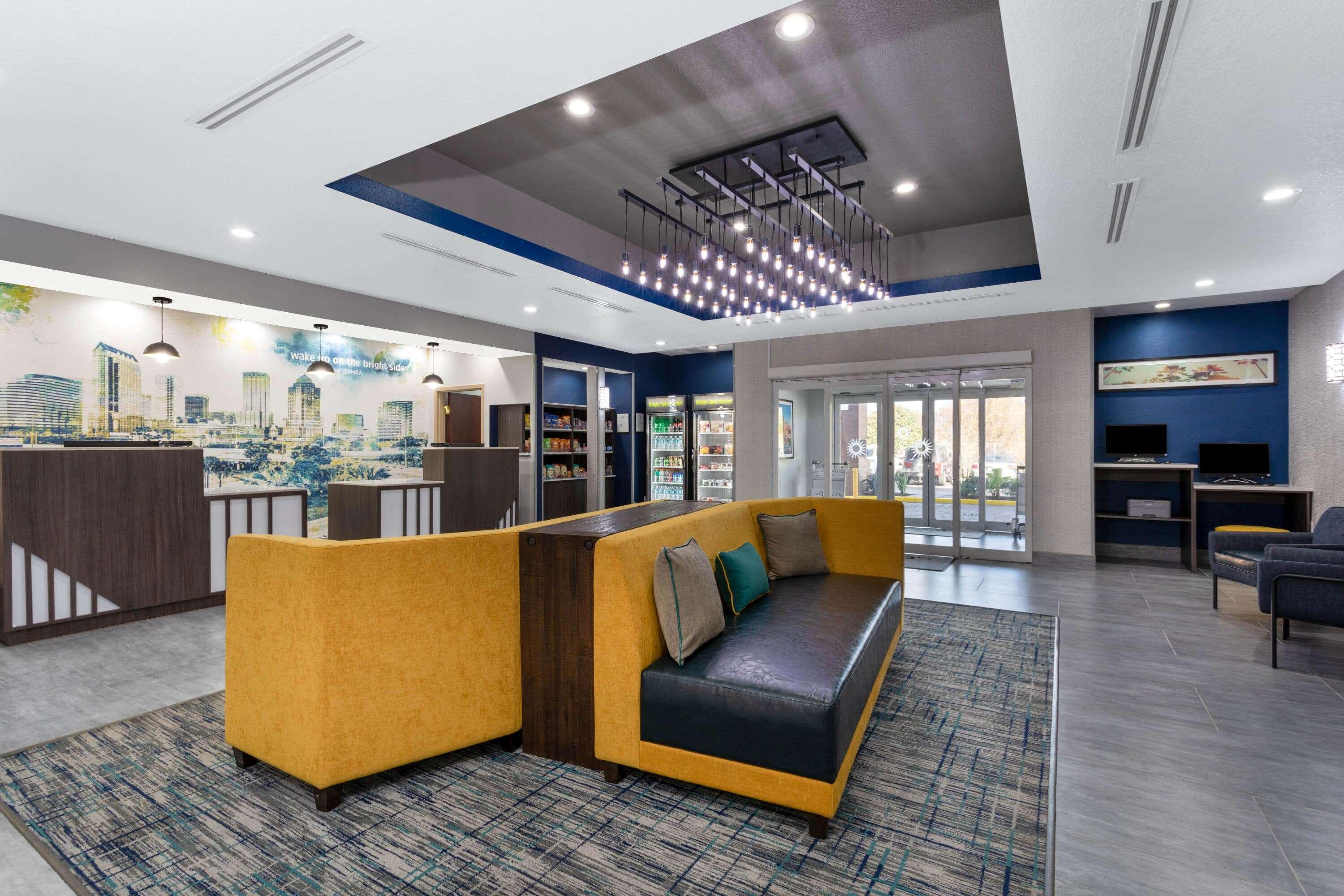 La Quinta By Wyndham Tampa Central Экстерьер фото